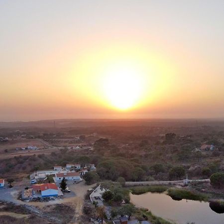 Гостевой дом Monte Sardinha Сантиагу-ду-Касен Экстерьер фото